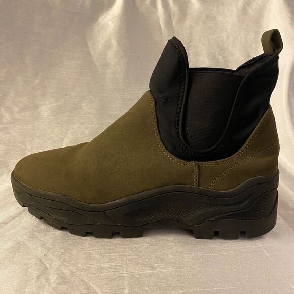Urban Outfitters Womens Size 9 Suki Sporty Chelsea Boot Olive Green Ankle Bootie - Picture 3 of 7